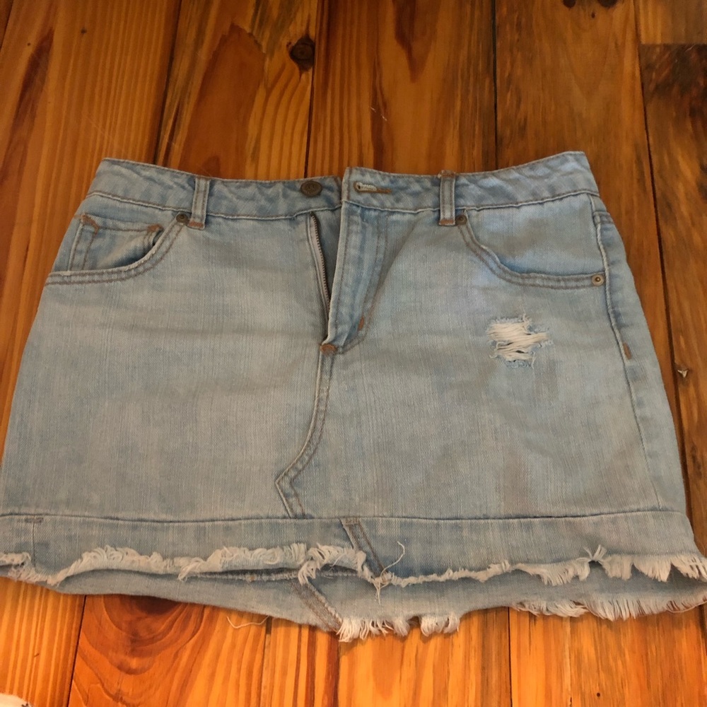 Cute Distressed Denim Skirt!!